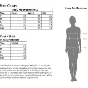 Op de afbeelding: Maattabel voor kleding met metingen in inches voor borst, taille en heup. De tabel bevat de maten S, M, L, XL en XXL. Een diagram toont hoe je borst, taille en heup moet meten.