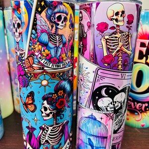 Totenkopf und Tarot Karten Becher! 20 oz Becher mit Deckel und Trinkhalm!