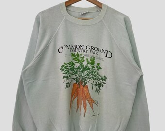 Vintage Common Ground Fair Sweatshirt: 90s Beth Pitcher Carrot Graphic (XL)
