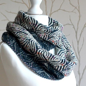 Cailleach-Oidhche - Brioche Cowl Knitting Pattern
