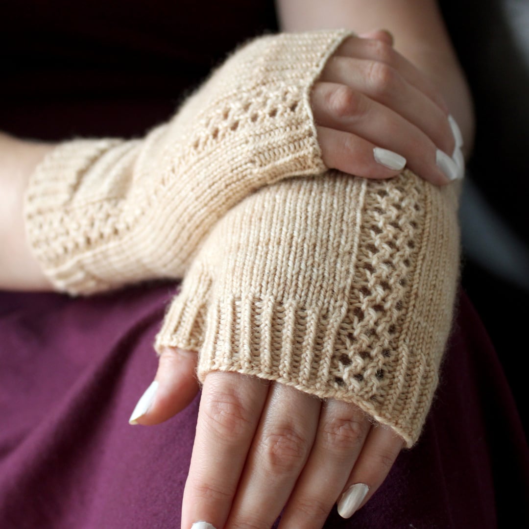 Adhar - Fingerless Mitts Knitting Pattern - Etsy