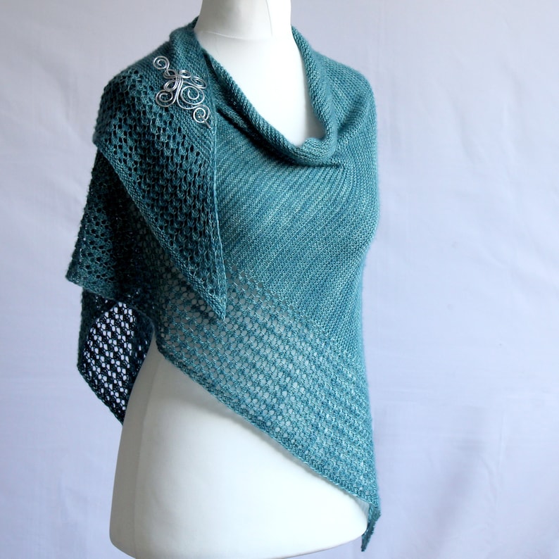 Driùchdan Lace Shawl Knitting Pattern image 1
