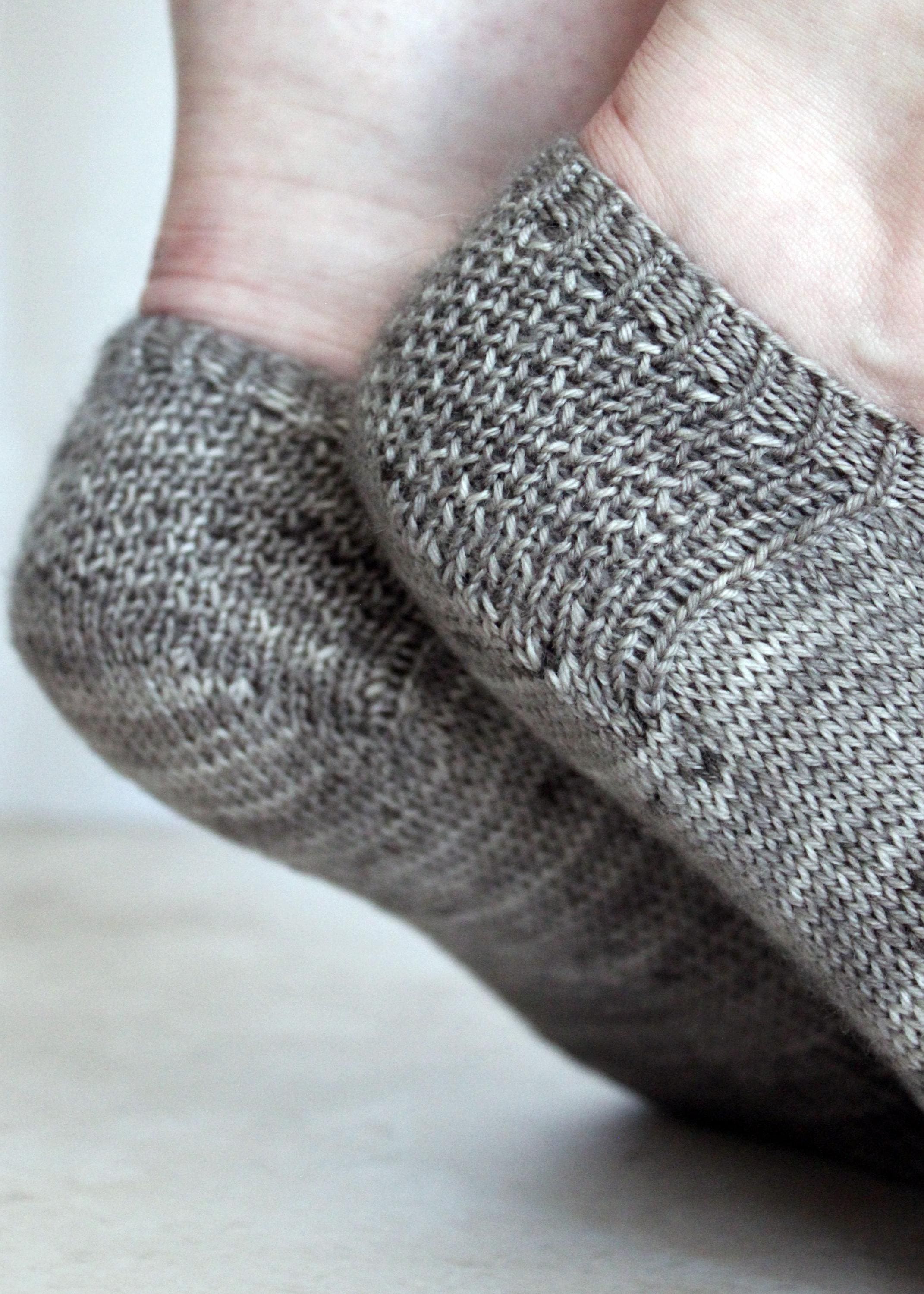 Twisting Rib Sock Pattern Marischal - Lace and Twisted Rib Sock Knitting Pattern - Etsy