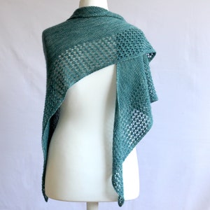 Driùchdan Lace Shawl Knitting Pattern image 2