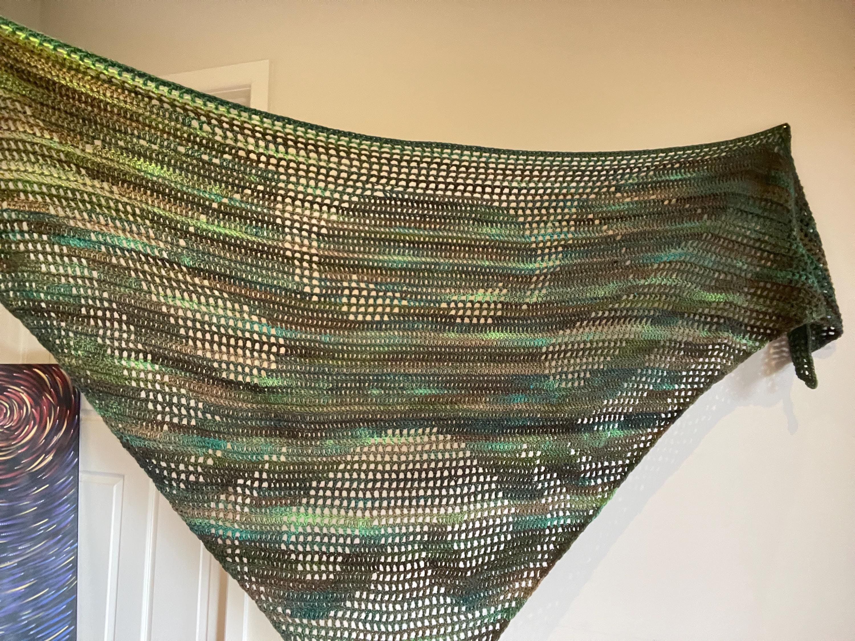 15 Cthulhu Crochet Patterns for Lovecraftian Amigurumi, Plushies, and Gifts 9 How to crochet mesh Cthulhu Pixel art Shawl filet crochet