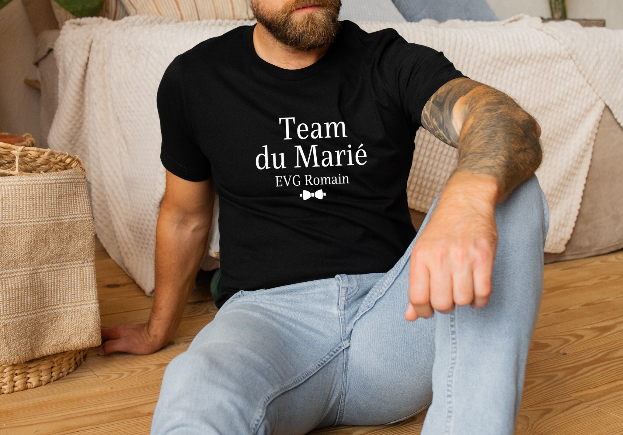 Discover Team Du Marié + Prénom Enterrement De Vie De Garçon T-Shirt Personnalisé