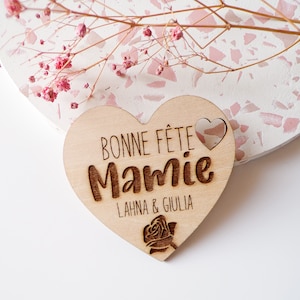 Magnet cœur Bonne fête mamie personnalisé en bois Fête des grands mères idée cadeau Pour Mamie Gravure bois Aimant pour frigo image 1