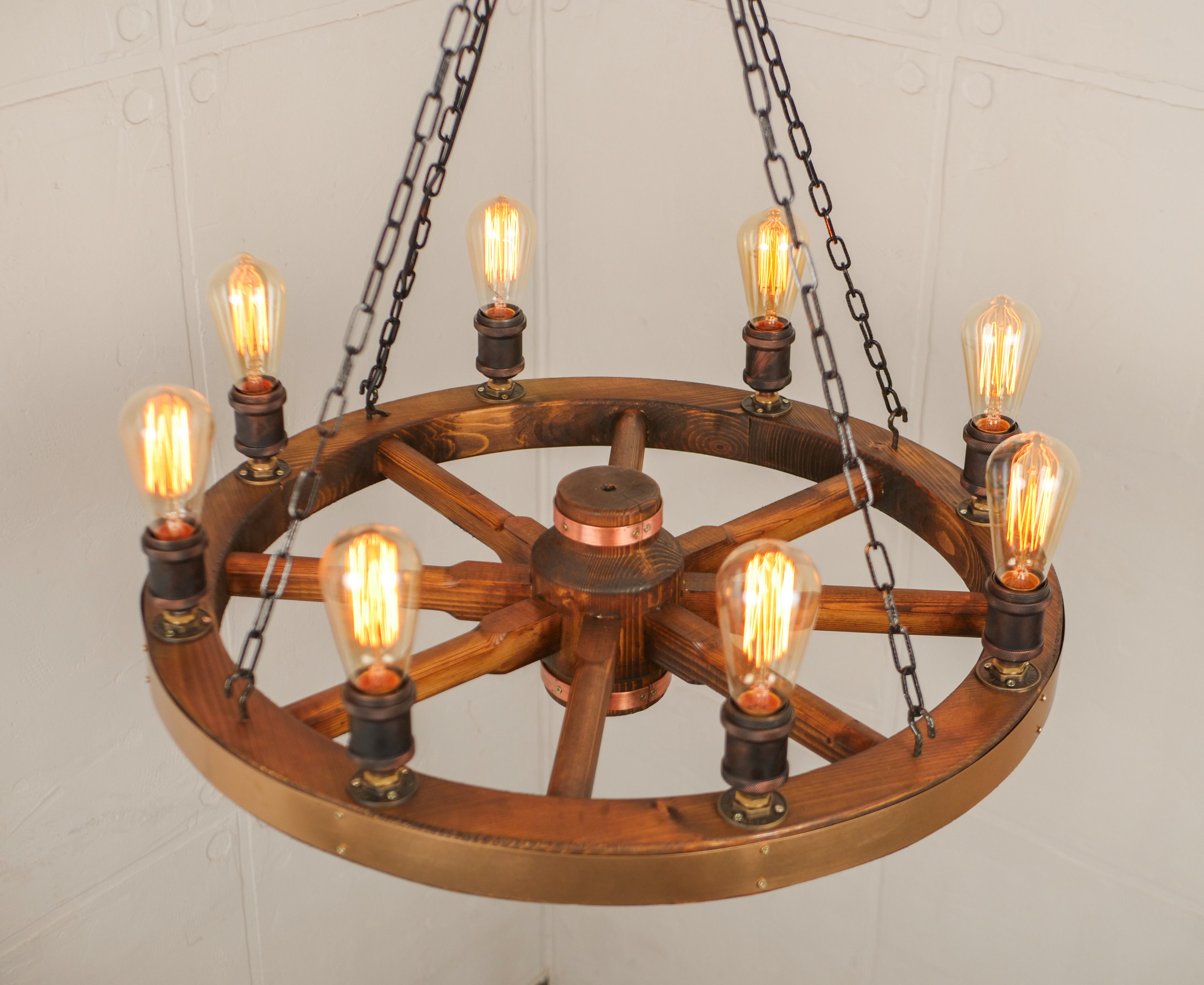 Wagon Wheel Chandelier 27″ Farmhouse 8 Light Wood & Copper Pendant Light