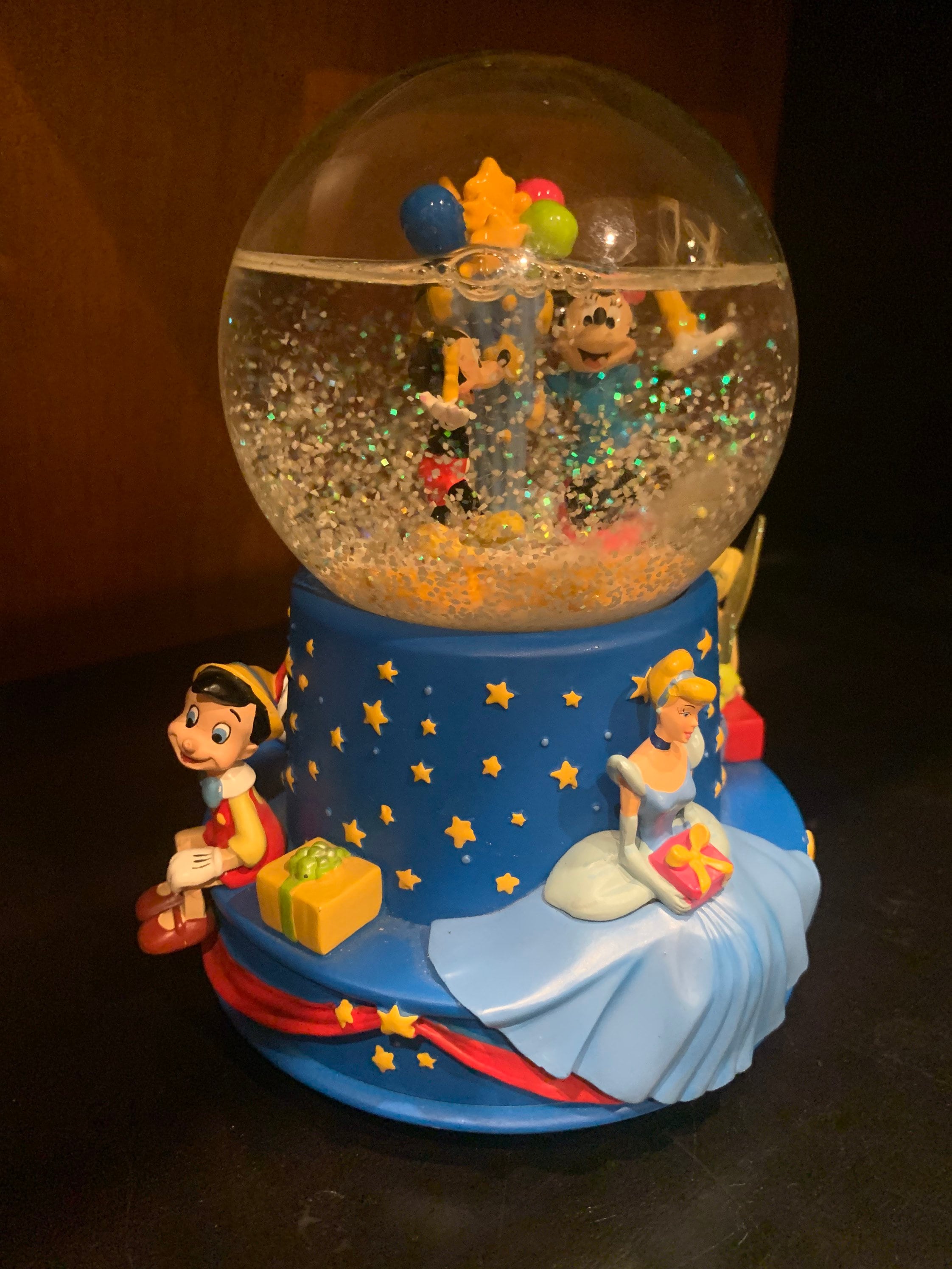 ディズニー　１００ＴＨ　バースディ・ミュージカル・スノーグローブ ディズニー100THバースディ・ミュージカル・スノーグローブ