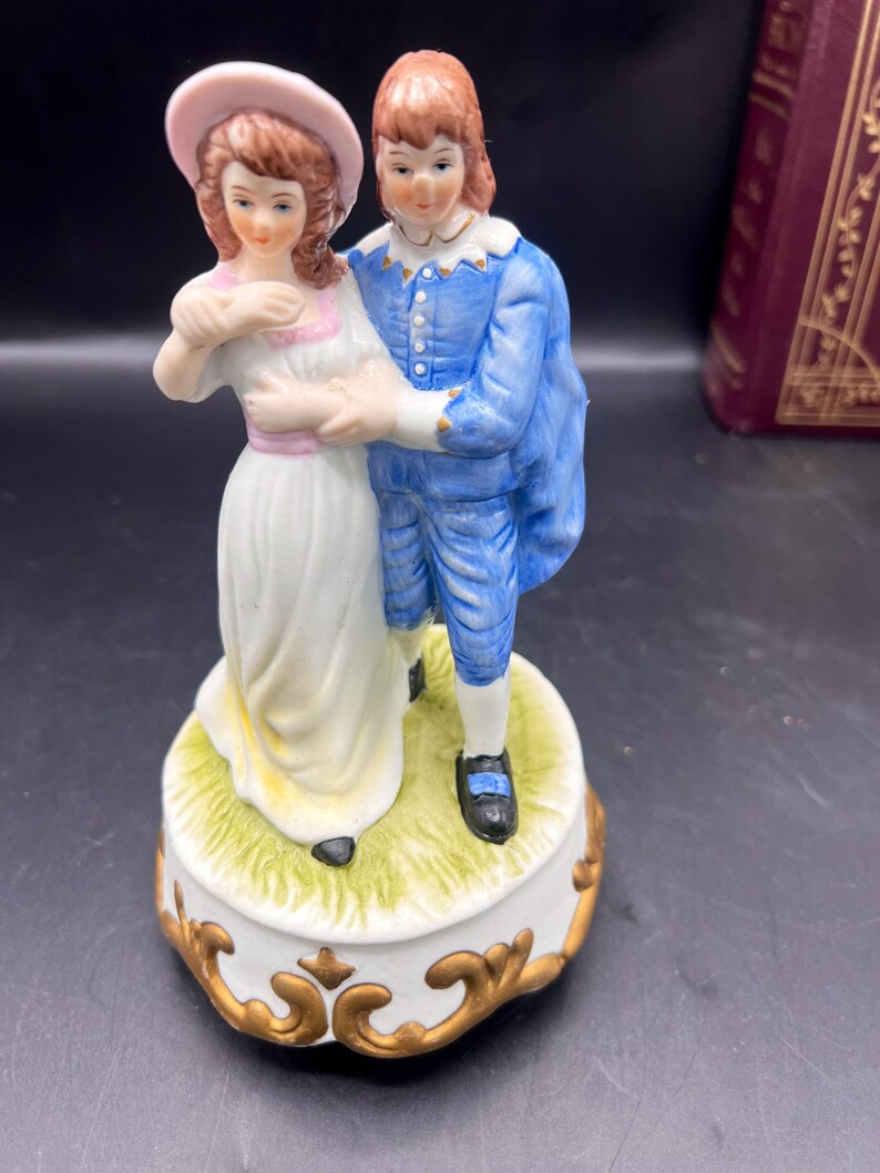 Pink Lady and Blue Boy Porcelain Music Box/ Victorian Couple Etsy