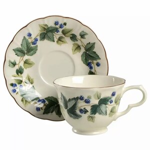Nikko Wild Berry Cup & Saucer 868913 dinner plate, bowl