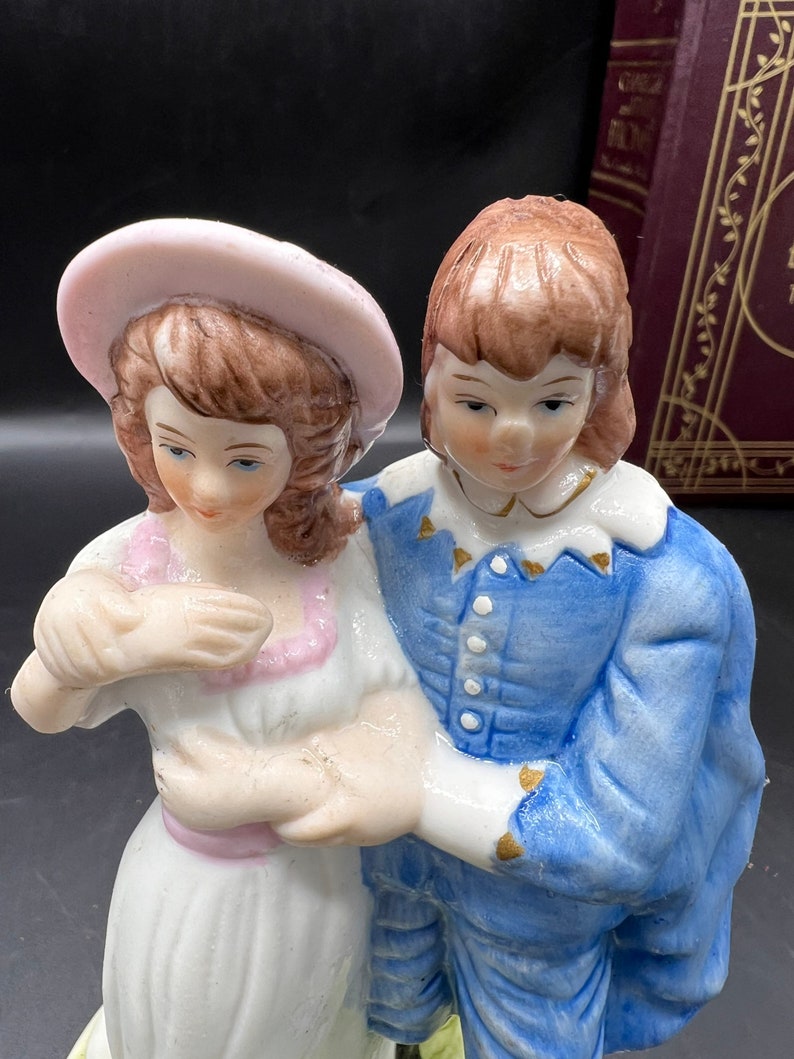 Pink Lady and Blue Boy Porcelain Music Box/ Victorian Couple Etsy