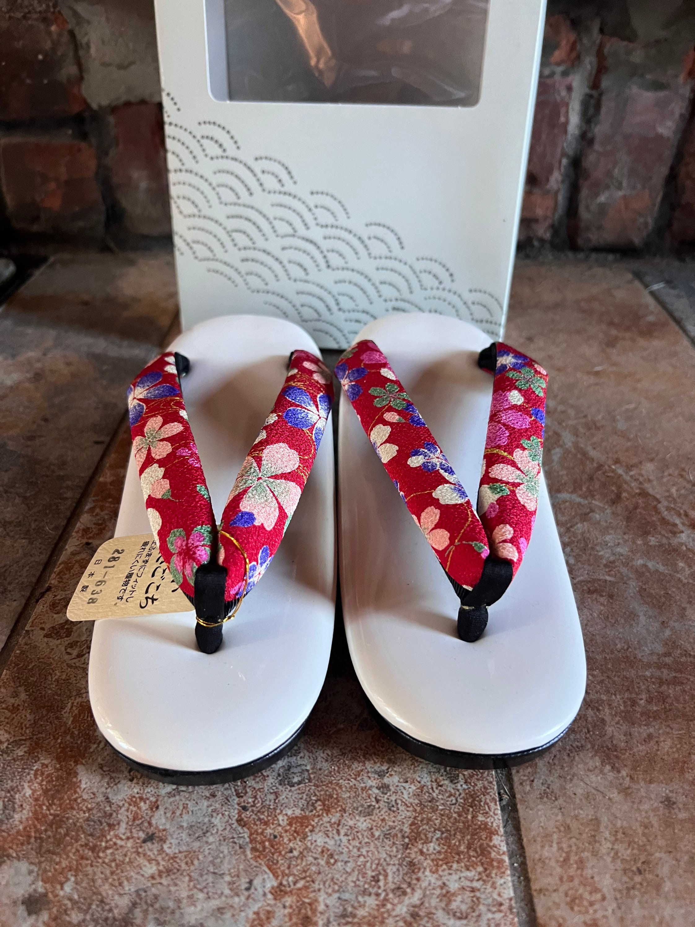 Zuecos Japoneses De Madera Para Mujer - Talla 38, Diseño Floral Rojo