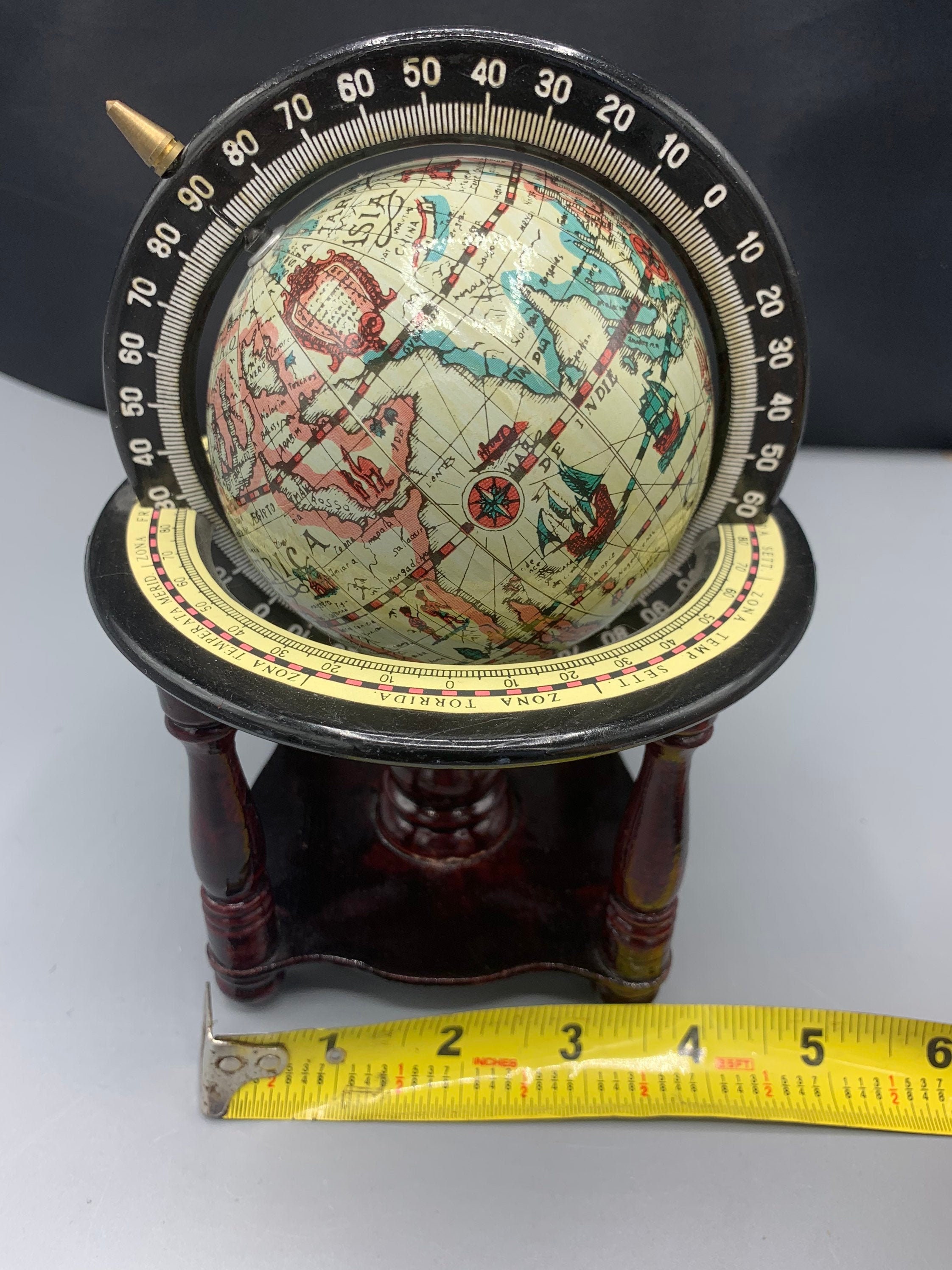 Happy Working CMMO1314 Decorative Globe 21.5 X 29 Cm Original Creative