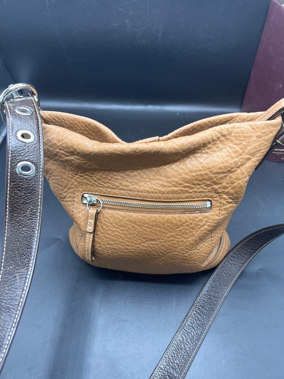 Vintage Coach camel/ tan leather crossbody/shoulder … Gem