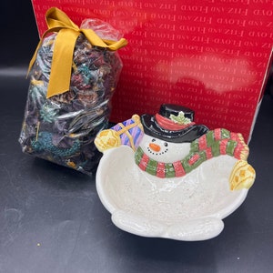 Fitz and Floyd Frosty folks snowman bowl with dry flower Christmas gift, candy bowl/cookie bowl