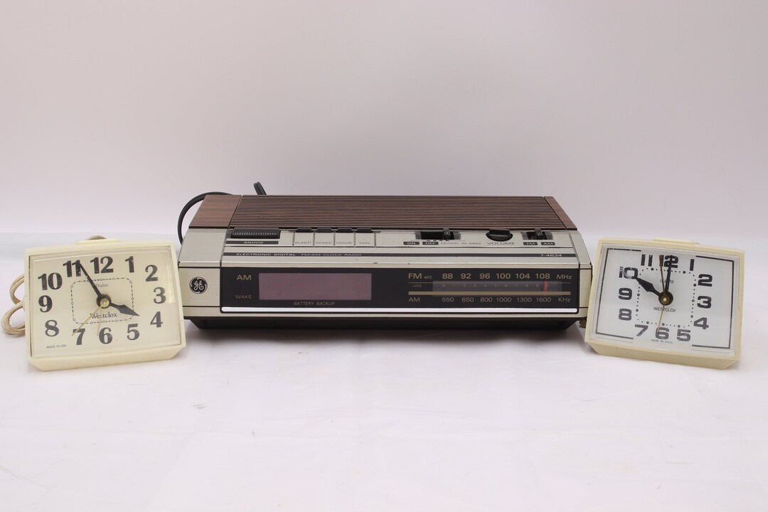Vintage Radio Alarm Clock and Two Electric Clocks Etsy