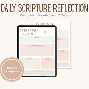 Op de afbeelding: Een digitale download met een sjabloon voor "Dagelijkse Schriftreflectie". De afbeelding toont een tablet met het sjabloon, met een tweede sjabloon op de achtergrond. Het sjabloon heeft secties voor schrift, reflectie en gebed. De tekst "Direct downloaden" is ook zichtbaar.