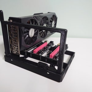 Ripe3d Triple Externe GPU Stand 8 pci slot.