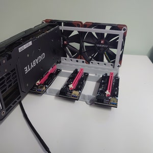 Ripe3D Triple Externe GPU Stand 10 PCI slot.