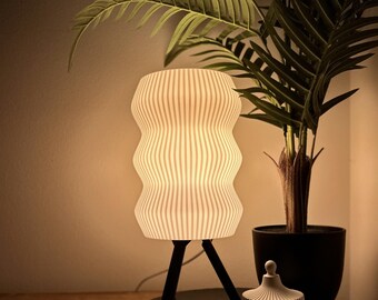 Sustainable table lamp Apollo – Modern LED lamp with warm white light for bedroom, office & living room