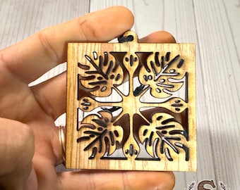 Mini Monstera Quilt Ornament | Hawaiian Wood Charm | Island Decor Gift