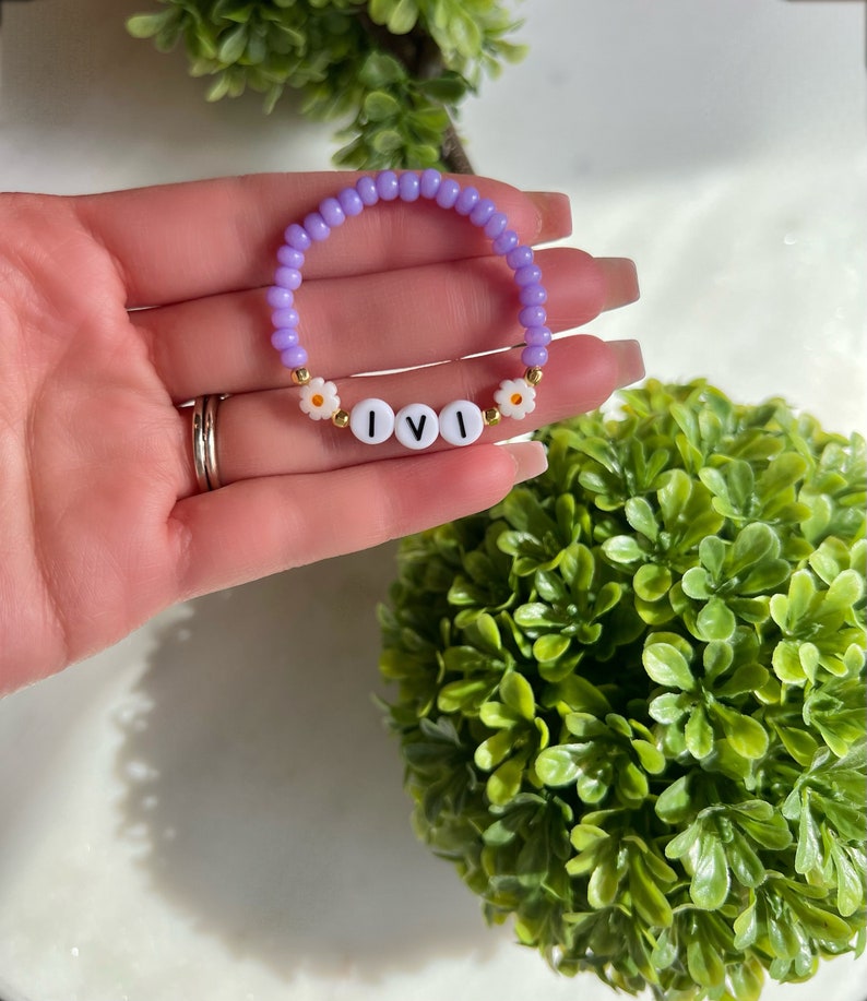 Custom Name Girl Bracelet, Daisy Bracelet, Gift, Floral Name Bracelet, Baby Girl Sunflower Bracelet, Toddler Flower Bracelet, Personalized Purple