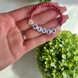 Custom Name Girl Bracelet, Daisy Bracelet, Gift, Floral Name Bracelet, Baby Girl Sunflower Bracelet, Toddler Flower Bracelet, Personalized Rose Mix