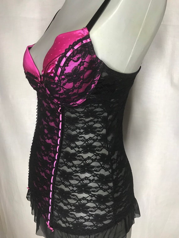 Vintage black and pink lace corset top with straps - image 3