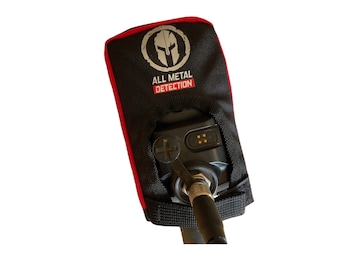Couvercle d'écran du boîtier de commande Minelab Equinox 600/800 (avec brassard gratuit) par All Metal Detection et coinpod