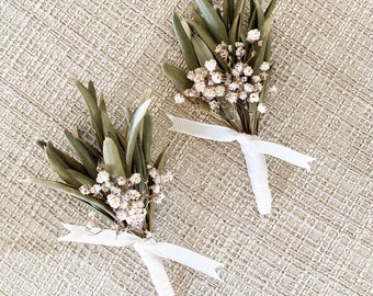 Dried olive leaf boutonnière for groom and groomsmen, Boho Wedding Boutonniere, Rustic farm style wedding, Olive wedding decor