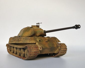 Char allemand Sd.Kfz.182 King Tiger « Porsche Turret » avec Zimmerit. Série de modèles militaires de la Seconde Guerre mondiale à l’échelle 1:35. Modèle entièrement assemblé.