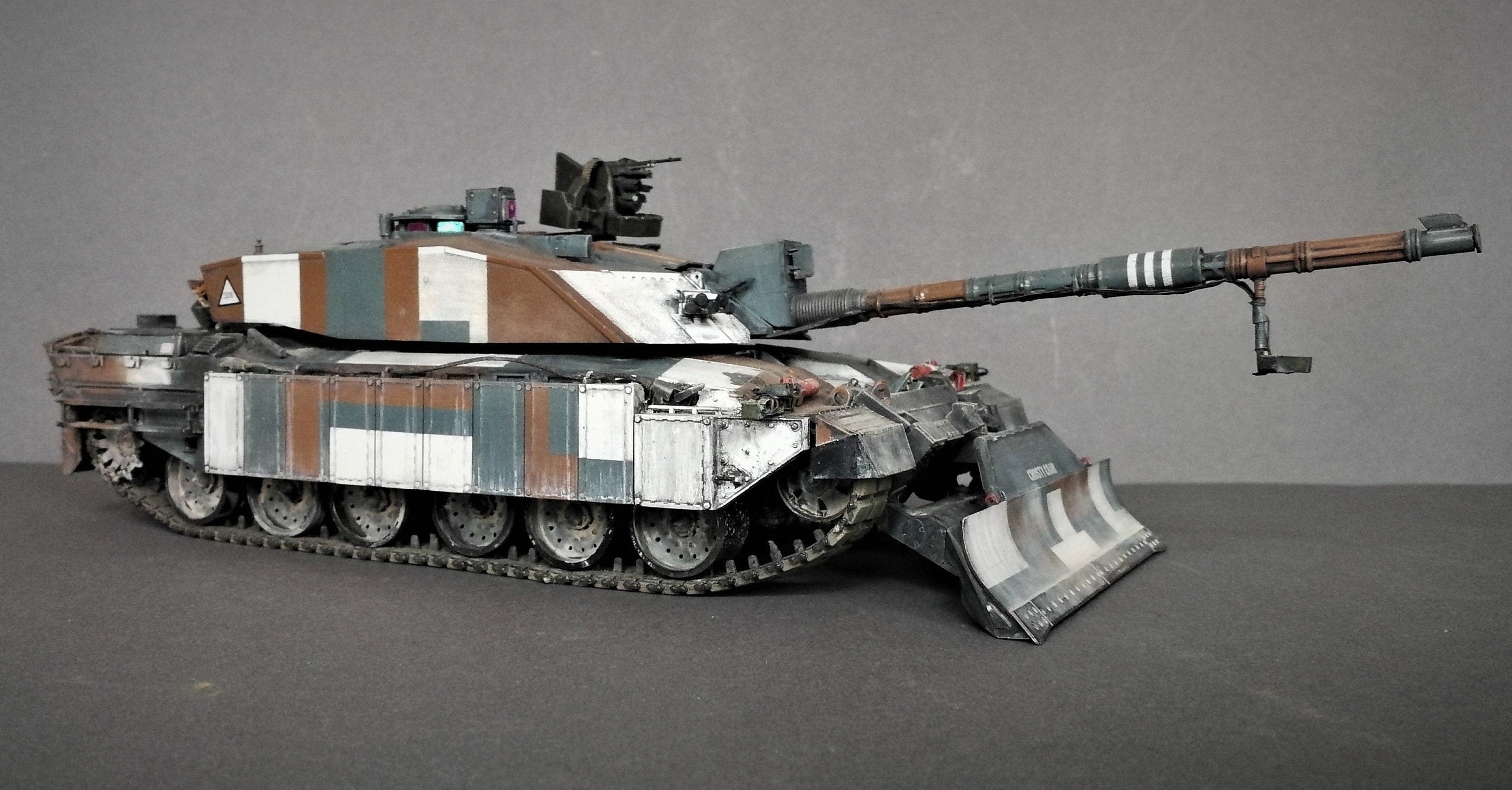British Army Challenger 2 Tanks in Berlin Brigade Camo. - Etsy UK
