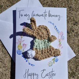 Cartão de crochê de coelho de Páscoa feito à mão, cartão de Páscoa fofo, cartão de coelho, cartões religiosos, cartão de aniversário de cenoura de coelho, aniversário de coelho