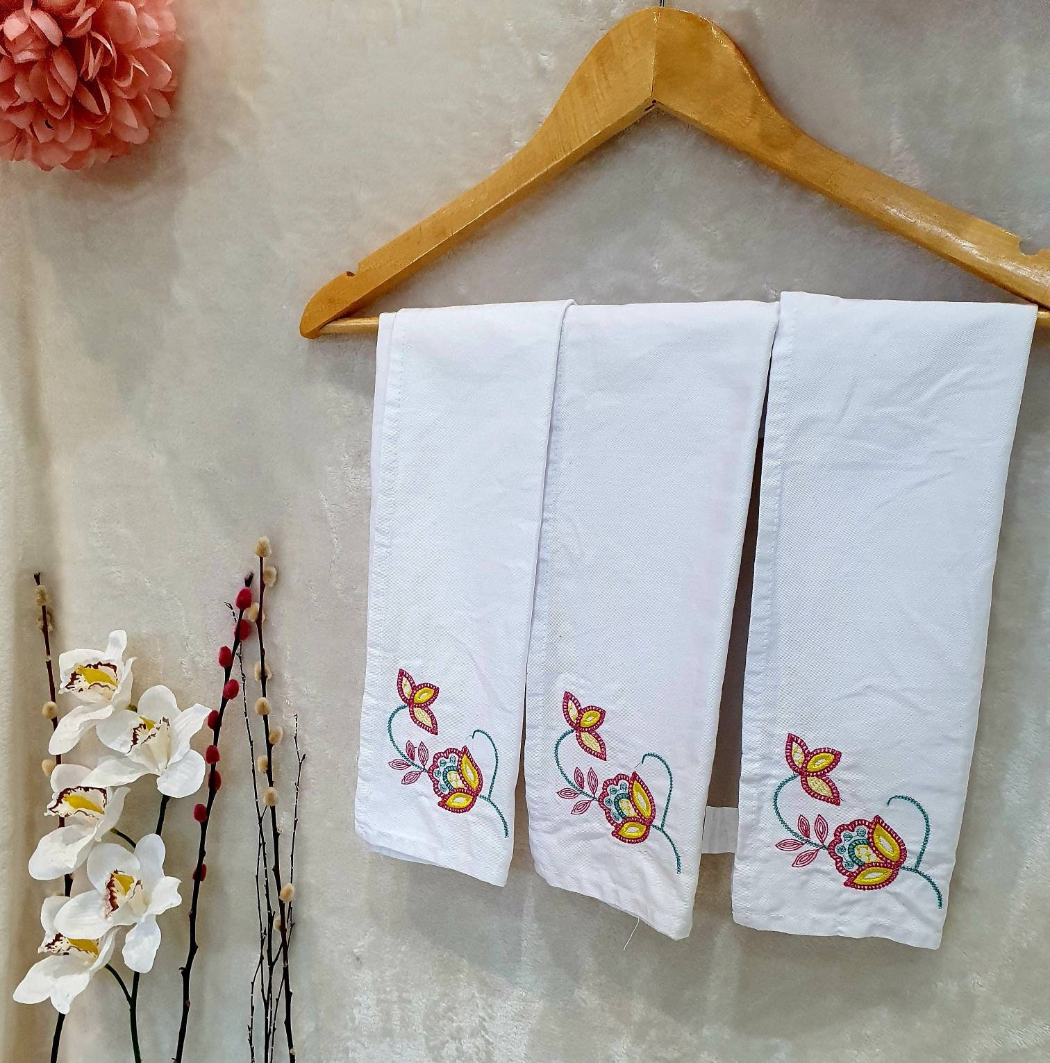 Tea towel with beautiful flowers embroidery Etsy