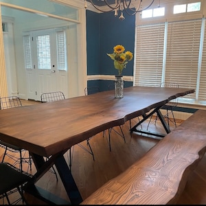 Live edge dining table, solid wood dining table, kitchen table, wooden table, rustik table, farmhouse table, dining room table