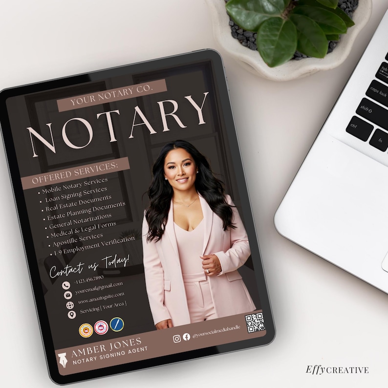 Op de afbeelding: Een digitale advertentie voor een notarisdienst. De advertentie toont een vrouw in een roze blazer op een donkere achtergrond met witte tekst. De tekst luidt "Your Notary Co. Notary" en somt de aangeboden diensten op, waaronder mobiele notarisdiensten, leningondertekeningsdiensten, onroerendgoeddocumenten, estate planning documenten, algemene be&euml;digde verklaringen, medische en juridische formulieren, apostille-diensten en 1-9-werkgelegenheidsverificatie. De advertentie bevat ook contactgegevens en een QR-code.