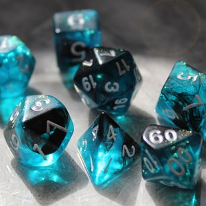 Leviathan's Spirit Dice Set with Velvet Bag | 7pcs | D&D | Pathfinder | Call of Cthulhu | Tabletop RPG | D4 D6 D8 D10 D12 D20 | Blue