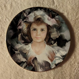 Beautiful Royal Doulton Collector Plate, &quot;Francesca&quot;