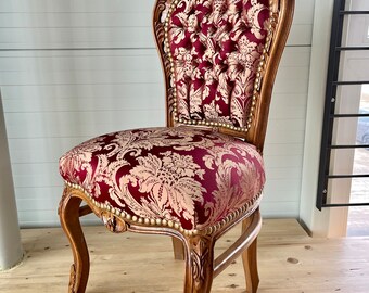 Akzent Stuhl Rot Französisch Barock-Stil Esszimmer Stuhl Antik Stil Stuhl Barock Rokoko Stil in Rot Floral für Esszimmer