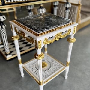 Rococo Accent Side Table in Hand Carved Wood & Gold Leaf Gilded