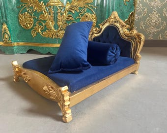 Small Pet Bed Louis Baroque XV Style Handmade Dog Sofà Velvet Blue in Gold Finish Baroque Rococo Cat Bed Velvet Green Birthday Gift for Her