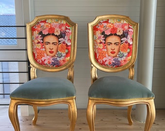 Esszimmerstuhl, klassischer Barock-Stil, Holzstuhl mit Frida K.-Druck für Zuhause. Esszimmerstuhl