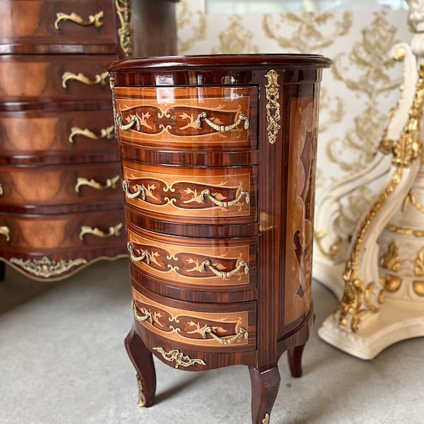 Louis XVI Möbel Kommode Nachttisch im Antik Stil- Runden/ Chest of Drawer French Baroque Antique Style Night Stand in Round Shape Brown