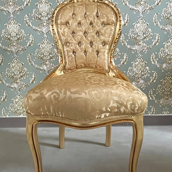 Chaise de salle à manger rétro baroque française de style rococo avec chaise de style antique reproduction d'une chaise en finition dorée