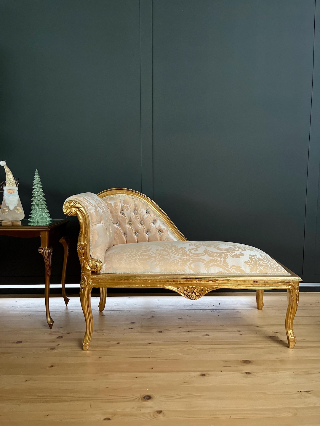 French Louis Style Chaise Lounge: Ivory Baroque Ottoman With Gold