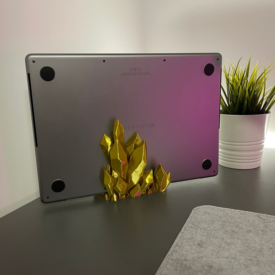 MacBook Pro Vertical Stand | Laptop Dock Stand | Crystals - Etsy