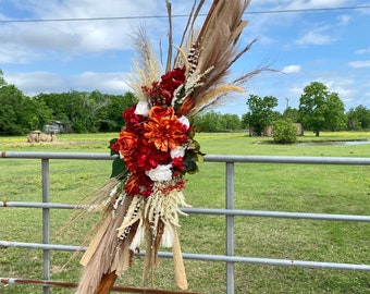 Country Style Pampas Floral Arrangement - Rustic Wedding Pampas - Red Wedding Flowers - Floral Swags - Wedding Decor - Large Wedding Arch