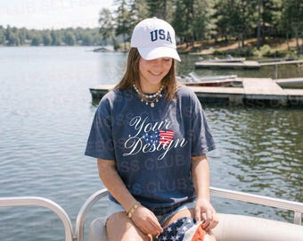 Comfort Colors C1717 China Blau Shirt - Sommer Boho Mockup - See Mockup - Modell Mockup Tee - J4. Juli Mockup - Inbezug auf den Unabhängigkeitstag Mockup