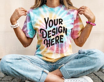 Camiseta Tie Dye Colortone Eternity - Camiseta Tie Dye - Modelo de Camiseta - Mockup Moderna Oversized - Mockup de Camiseta Tie Dye para Estúdio
